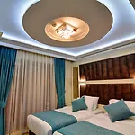 Novelty Hotel 5*