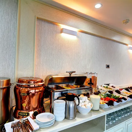 Novelty Hotel 5*
