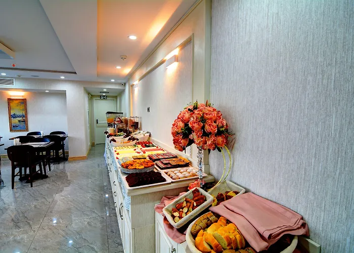 Novelty Hotel 5*